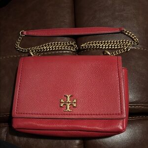 Tory Burch Cherry Red Crossbody Bag with Gold Chain Tory Burch Kira Bag